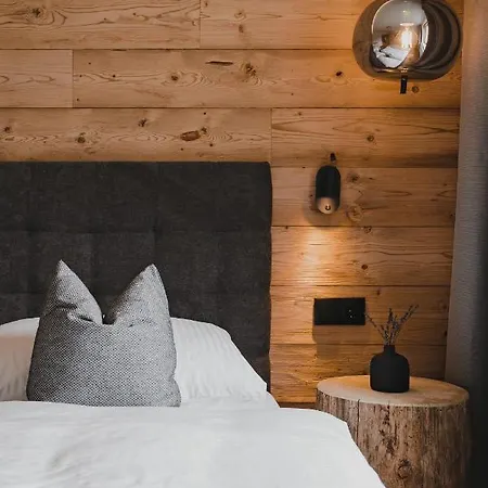 Stoacherhof Apartman Matrei am Brenner