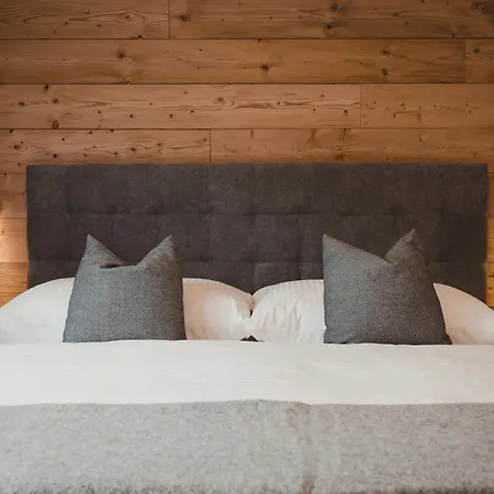 Stoacherhof Apartman *