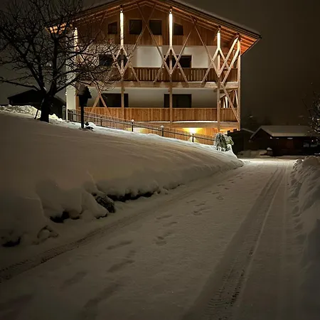 Apartament Stoacherhof Matrei am Brenner